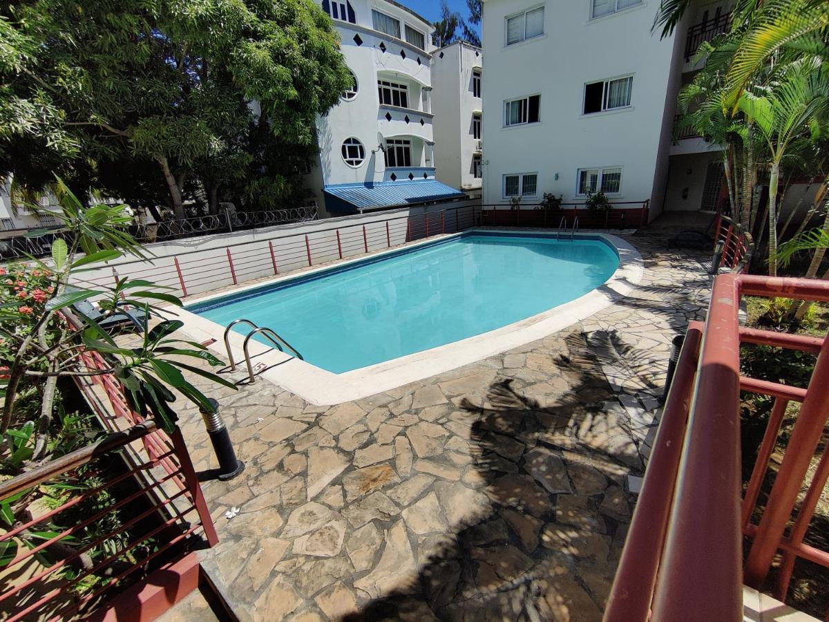 Ashiana Oceanside Apartment Flic-en-Flacq Extérieur photo
